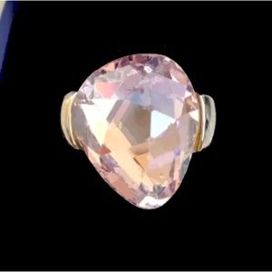 Swarovski pale pink ring